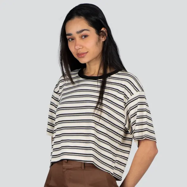 Blusa Feminina Manga Curta Listrada .15-328 Preto/Off