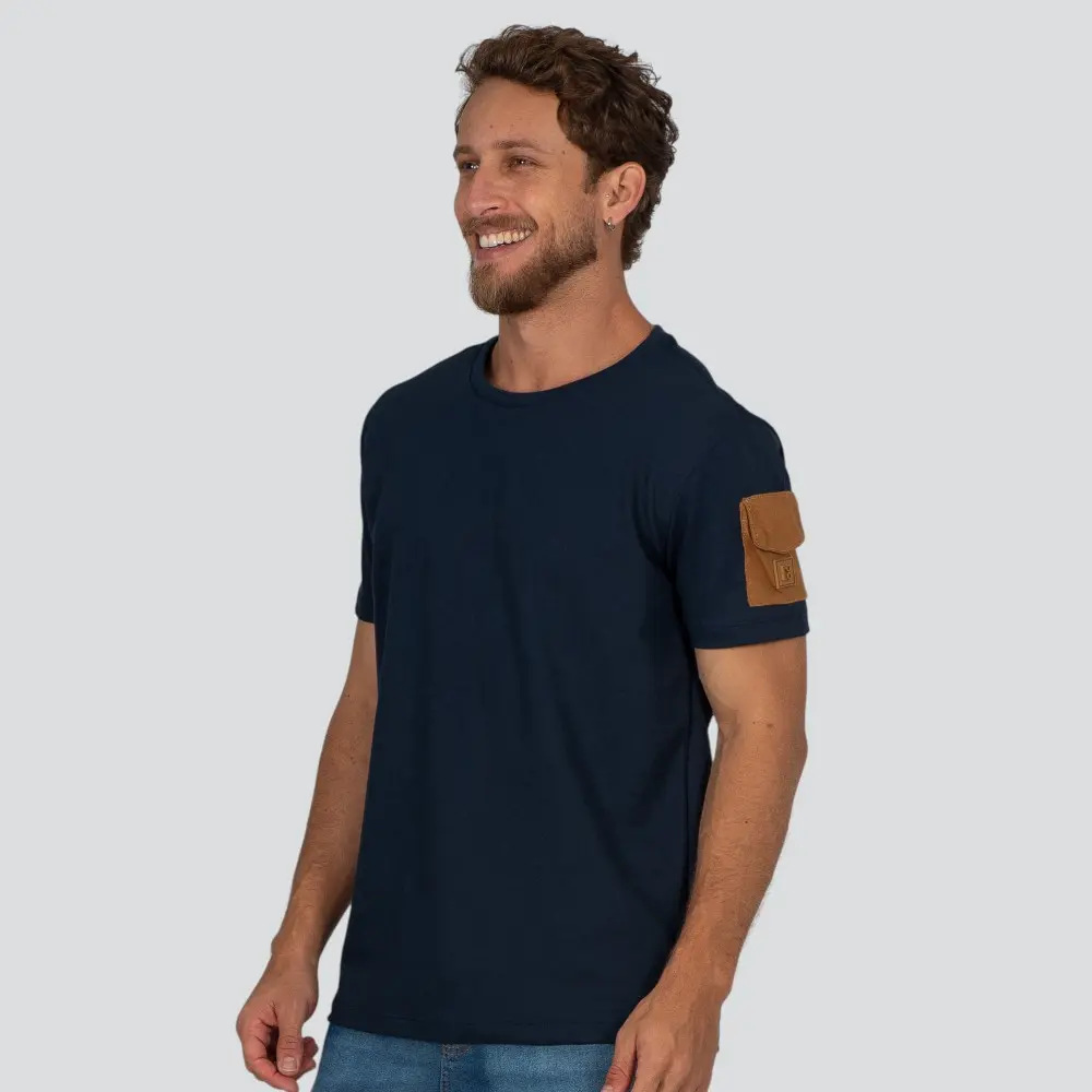Camiseta Masculina Manga Curta Piquet Com Bolso Lateral Na Manga .30661C