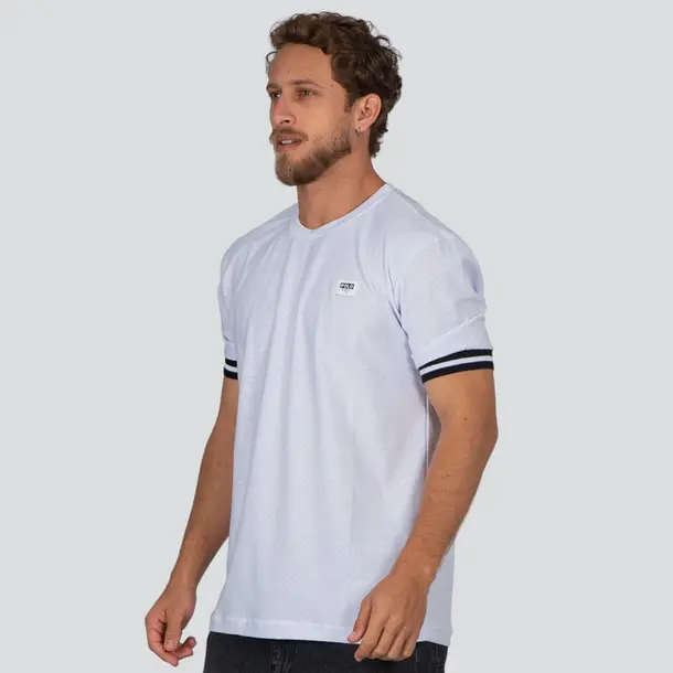 Camiseta Masculina Manga Curta Malha Texturizada Com Retilínea .30759C