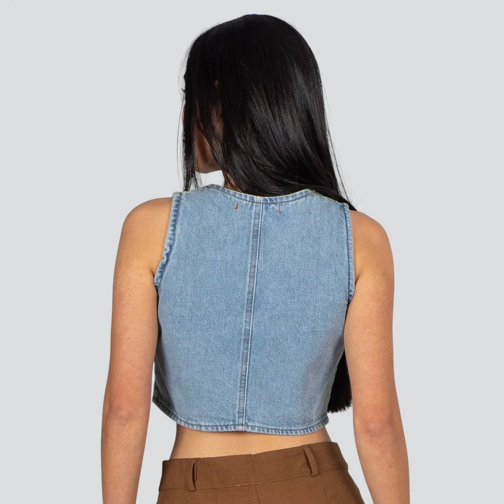 Colete Feminino Jeans Com Bolso Frontal .CT10