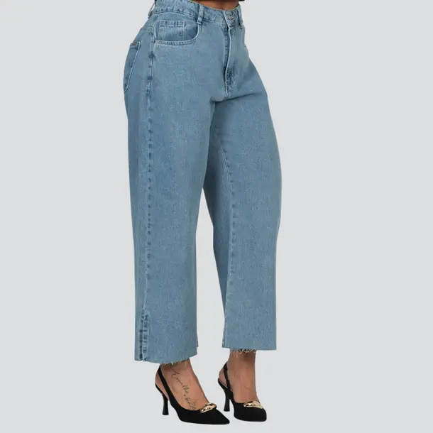 Calça Jeans Feminina Wide Leg Cropped Barra Desfiada .2181
