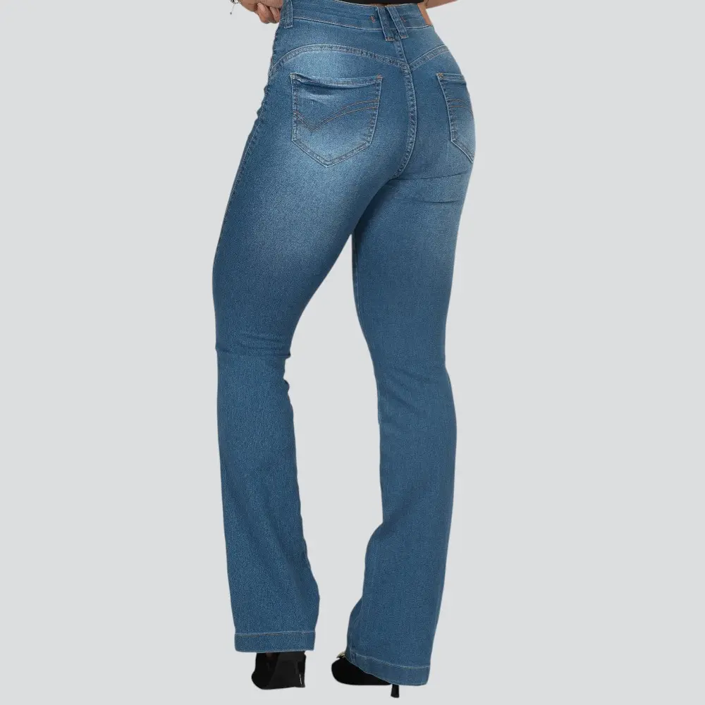Calça Jeans Feminina Flare .BK32036