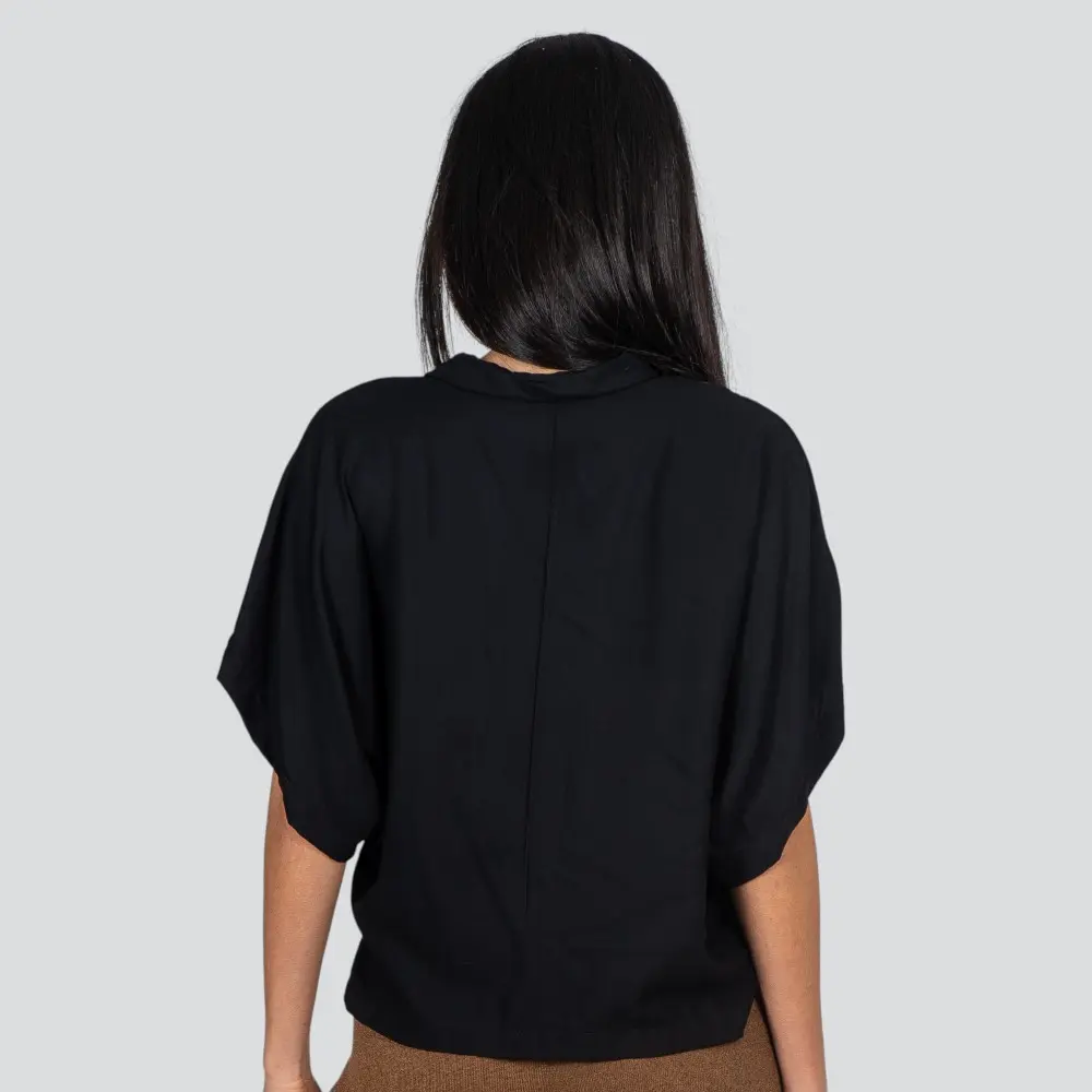 Camisa Feminina Manga Curta Viscose Lisa .1100468