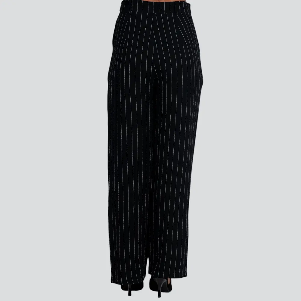 Calça Feminina Pantalona Linho Risca de Giz .X2409122C