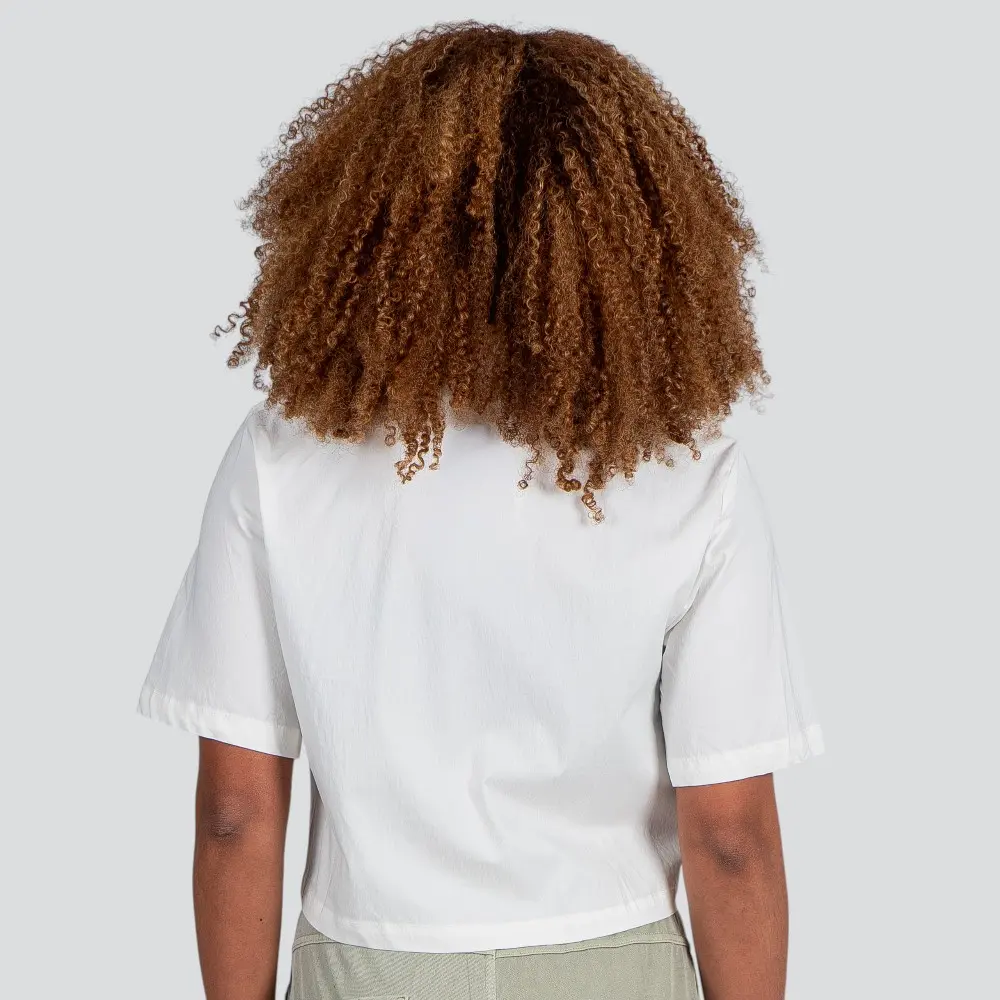 Camisa Cropped Feminina Manga Curta Com Bolsos .HW3701