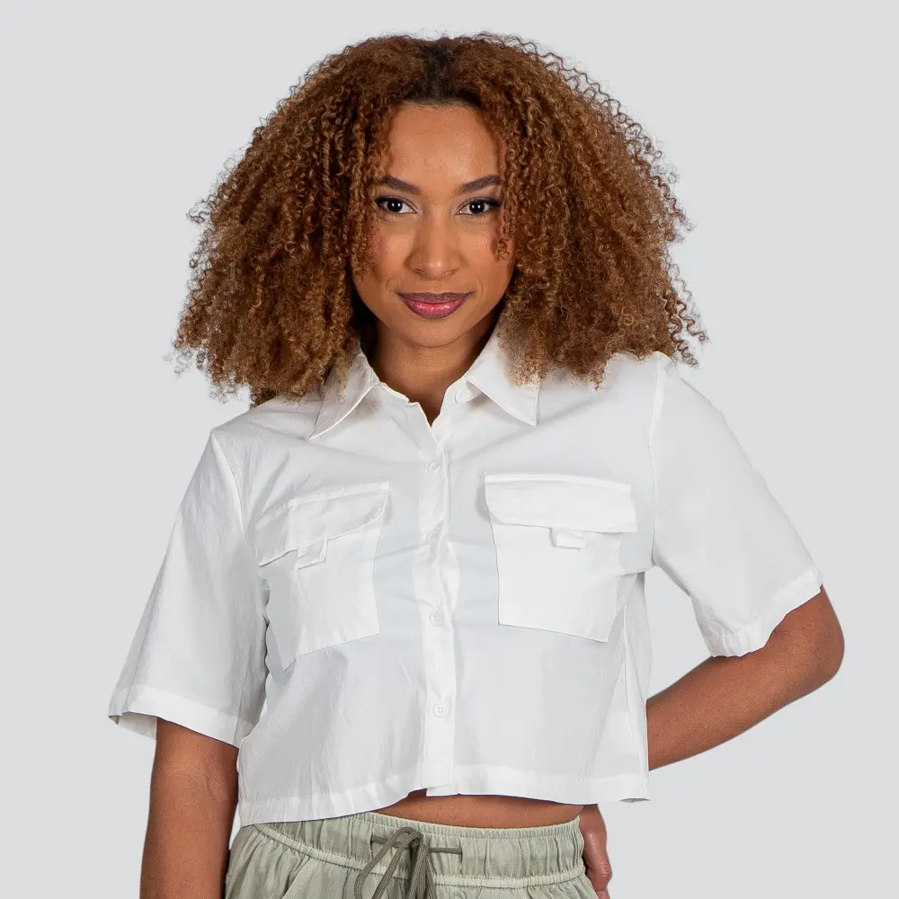 Camisa Cropped Feminina Manga Curta Com Bolsos .HW3701