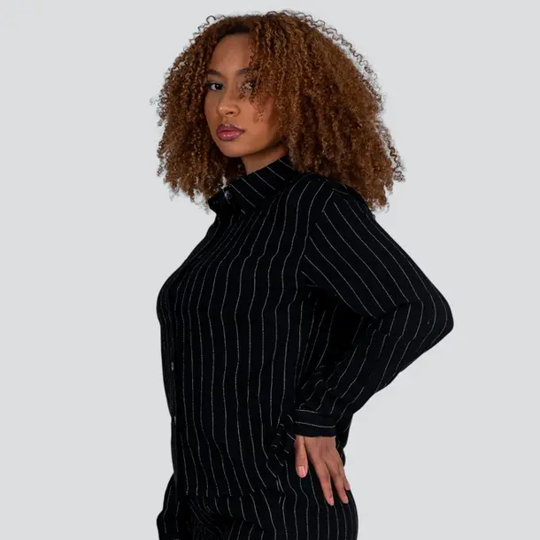 Camisa Feminina Manga Longa Linho Risca de Giz .X2409121C Preto