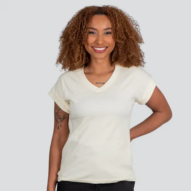 Blusa Feminina Manga Curta Gola V Lisa .XB639 Creme