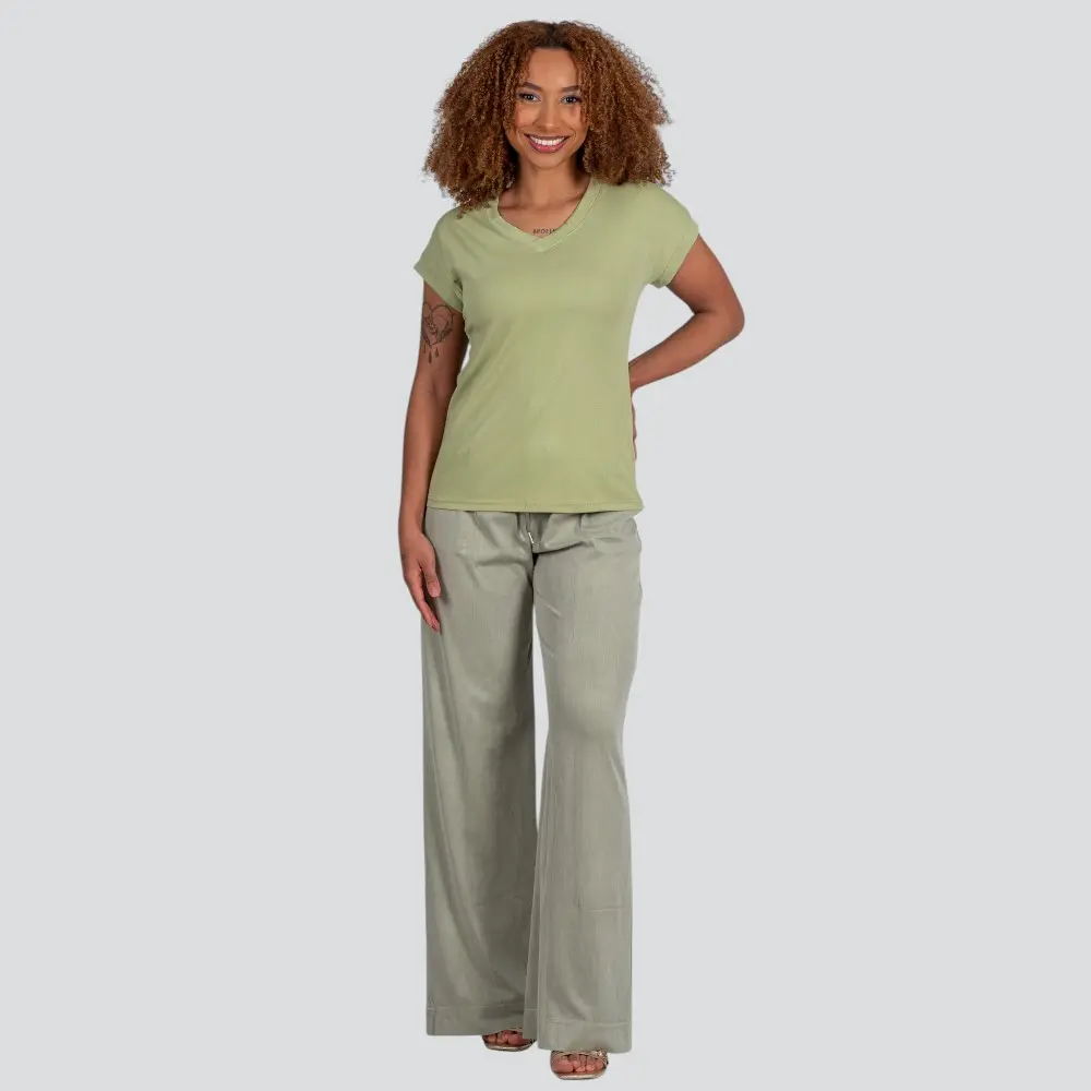 Blusa Feminina Manga Curta Gola V Lisa .XB639