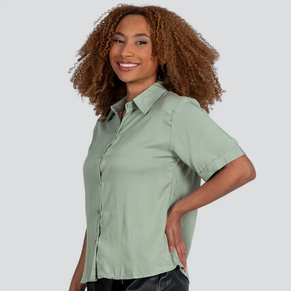 Camisa Feminina Manga Curta Com Botões .WS2033