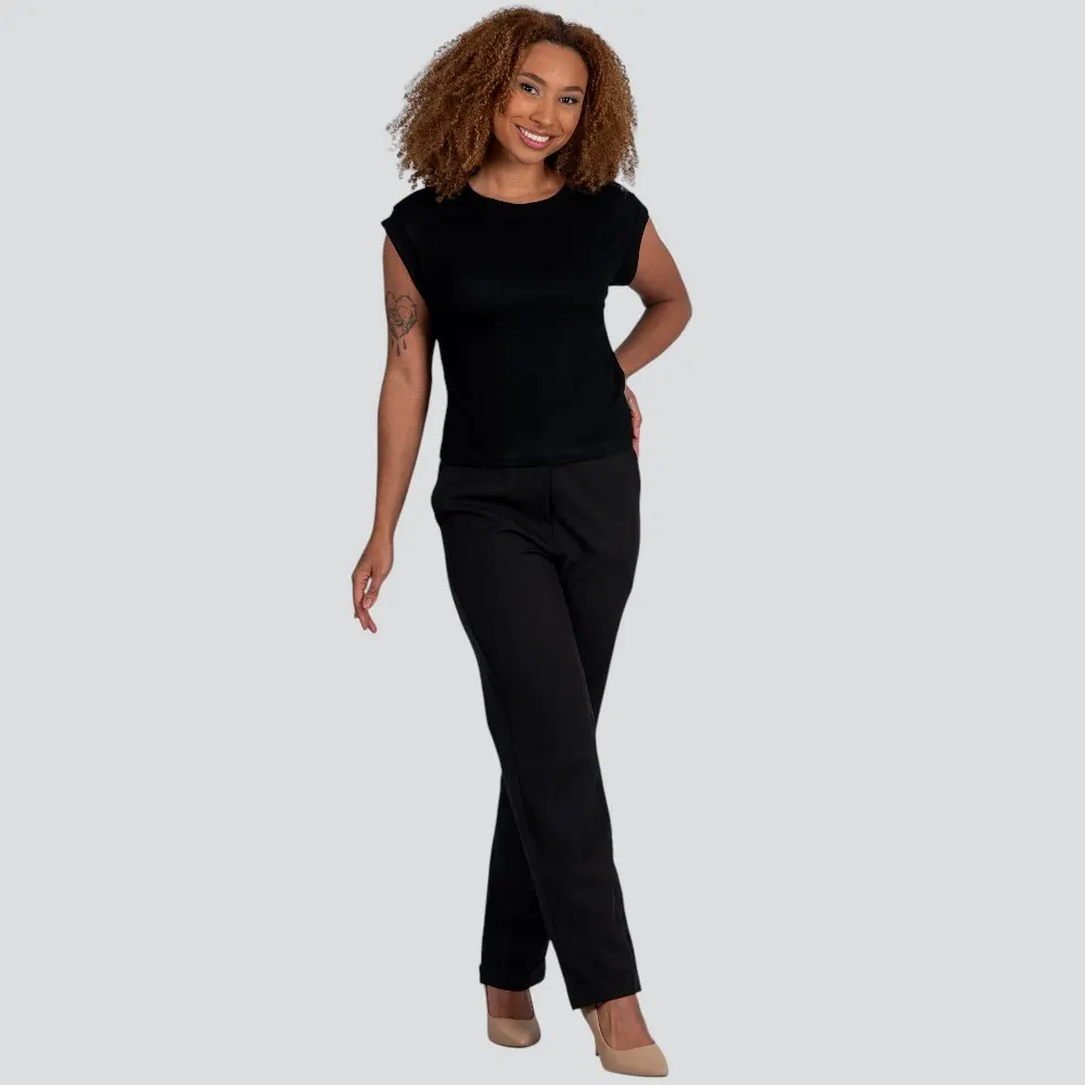 Blusa Feminina Manga Curta Com Gola Lisa .YS3020