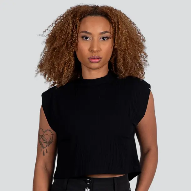 Blusa Feminina Manga Curta Gola Média Canelada .617240 Preto