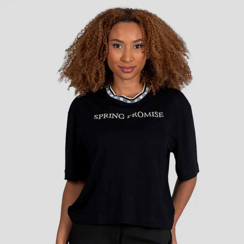 Blusa Feminina Manga Curta Viscose Creponada Com Estampa .617252