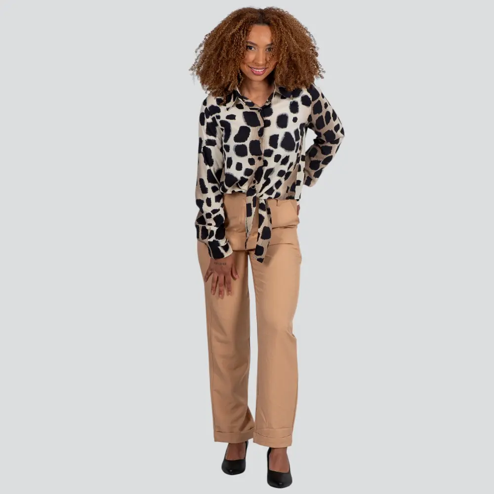 Camisa Feminina Manga Longa Acetinada Animal Print Com Amarração .X2409127C