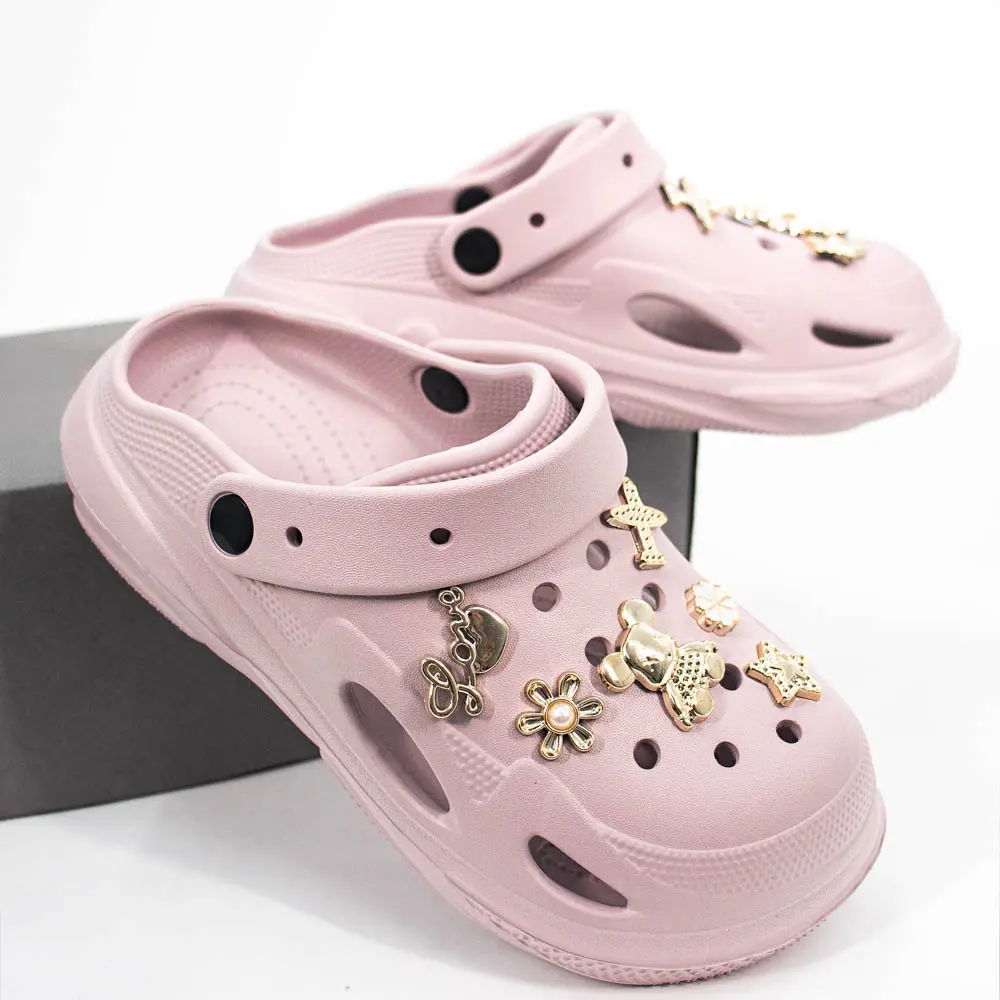 Babuche Feminina Com Pingentes Decorativos .AL57