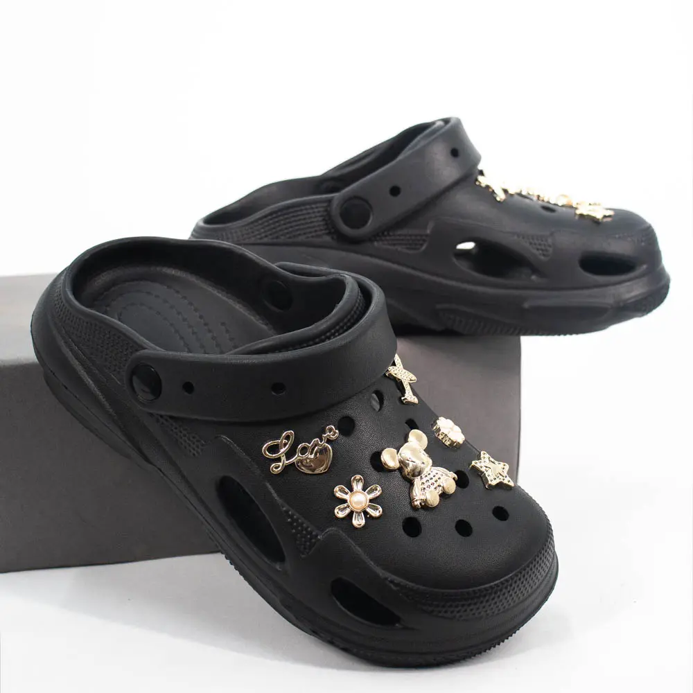 Babuche Feminina Com Pingentes Decorativos .AL57