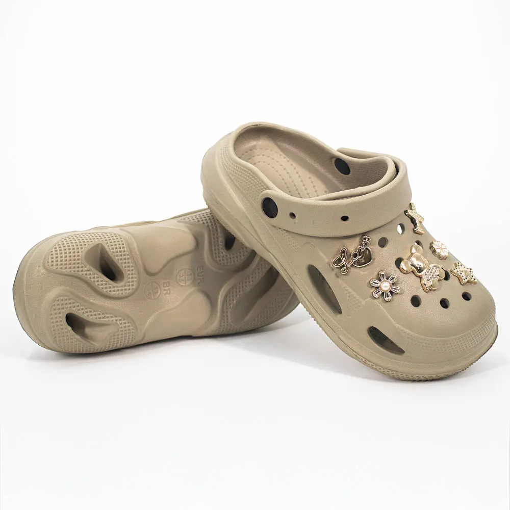 Babuche Feminina Com Pingentes Decorativos .AL57