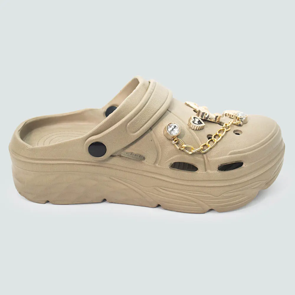 Babuche Feminina Com Correntinha e Pingentes Decorativos .AL51