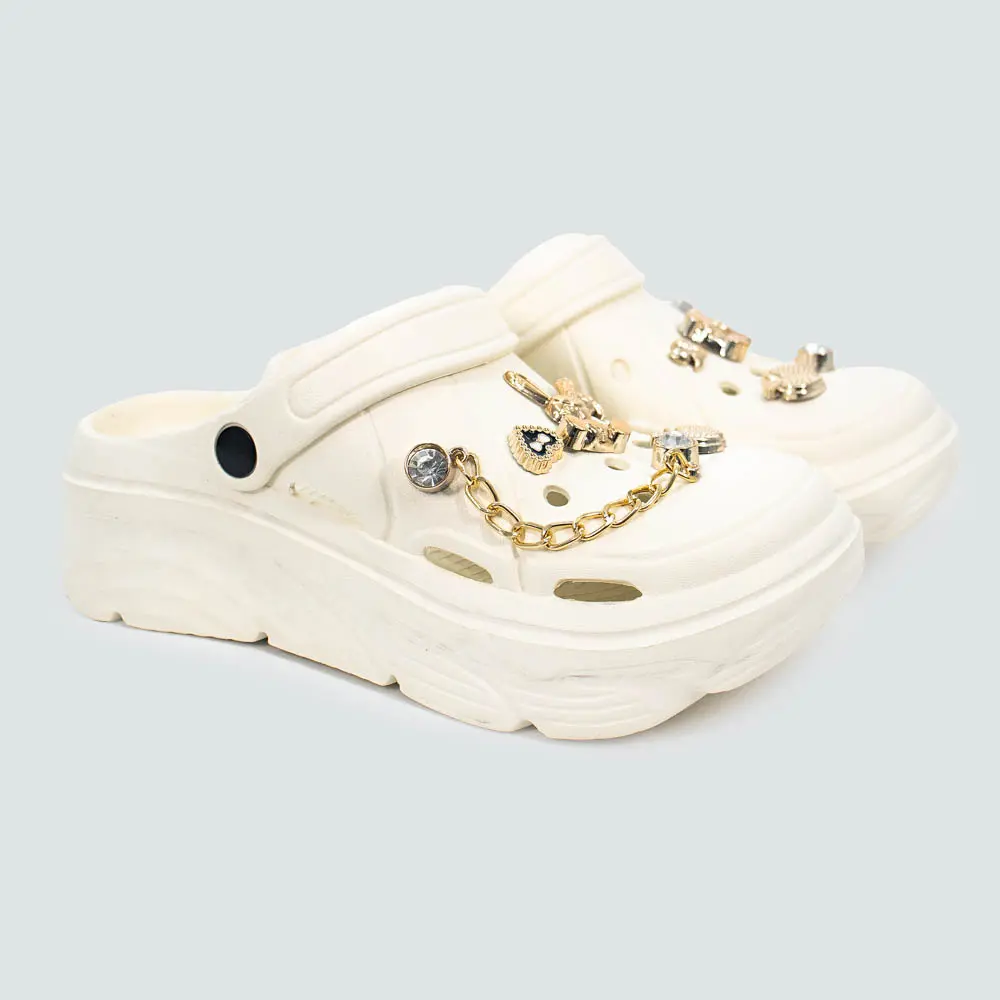 Babuche Feminina Com Correntinha e Pingentes Decorativos .AL51