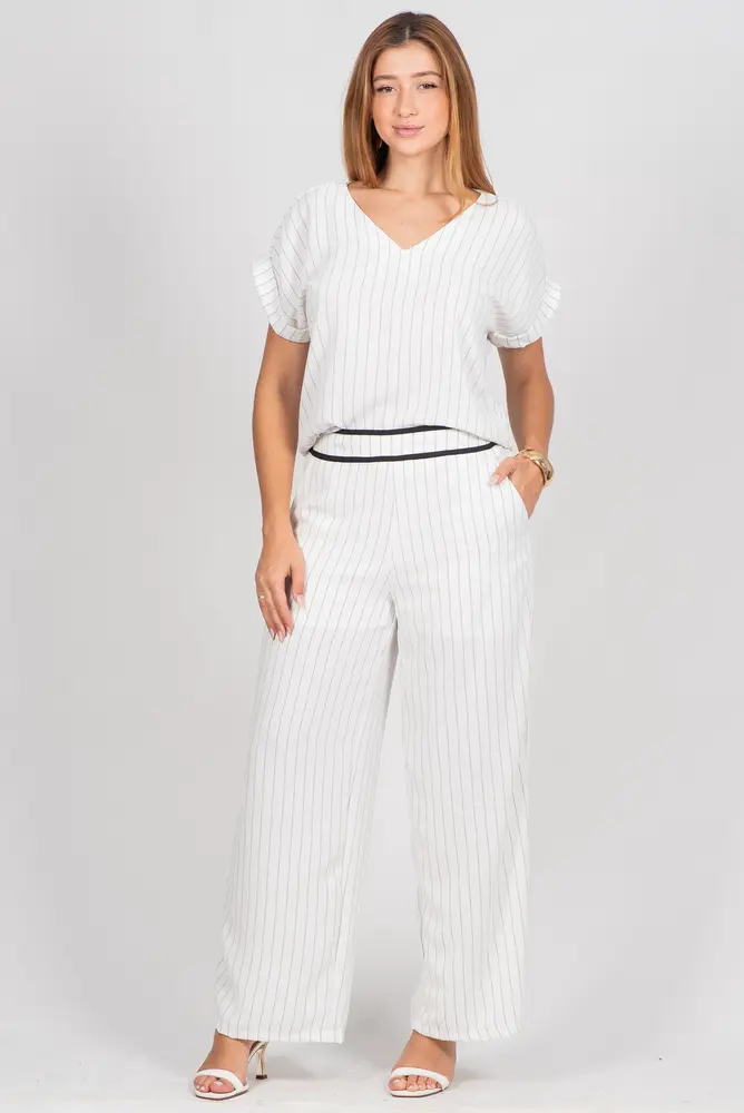 Blusa Feminina Manga Curta Decote V Risca de Giz .1004994