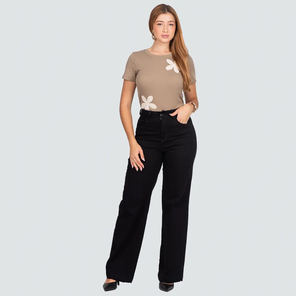 Blusa Feminina Manga Curta Bordado Flor .PF310-24