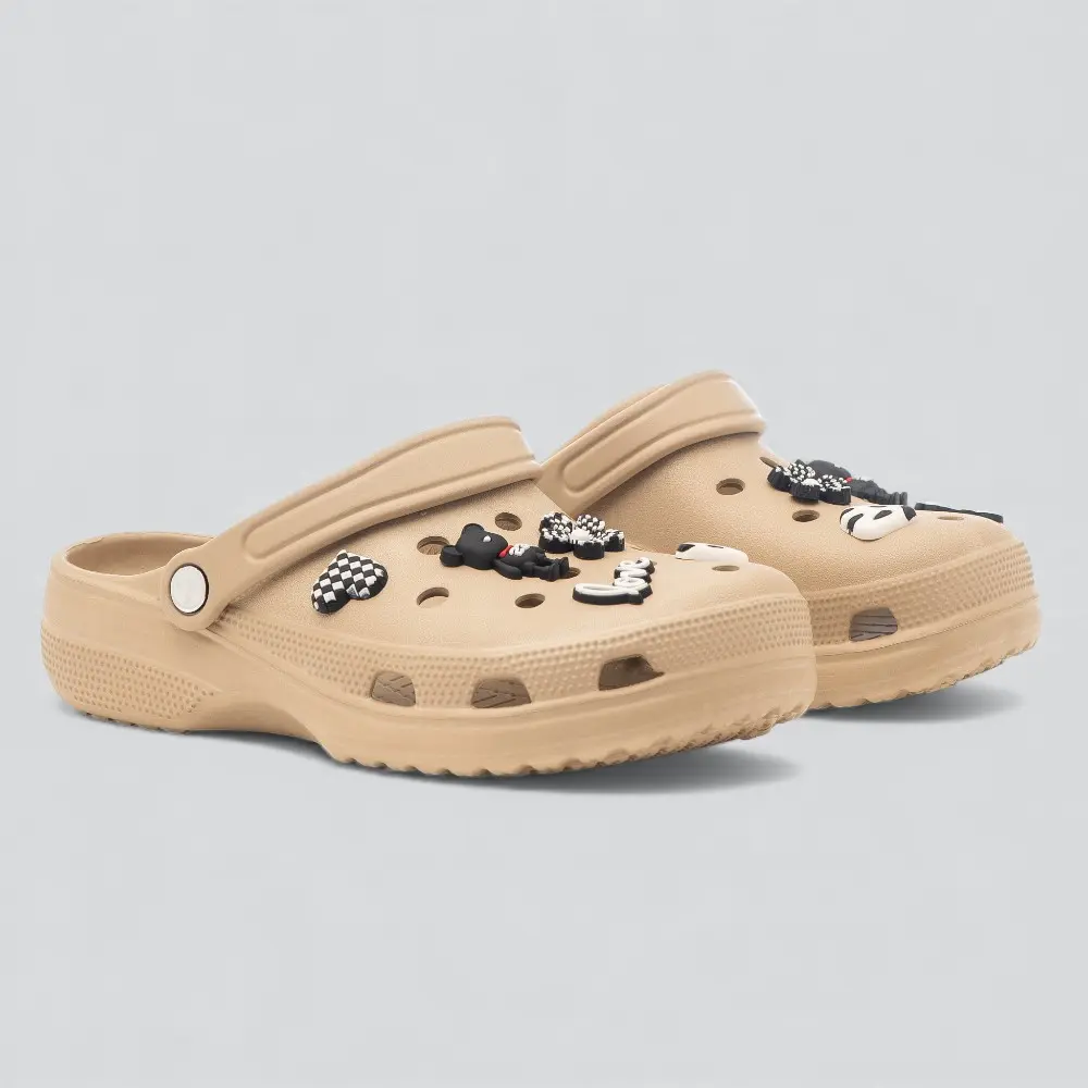 Babuche Feminina Com Detalhes Decorativos .B2404-2