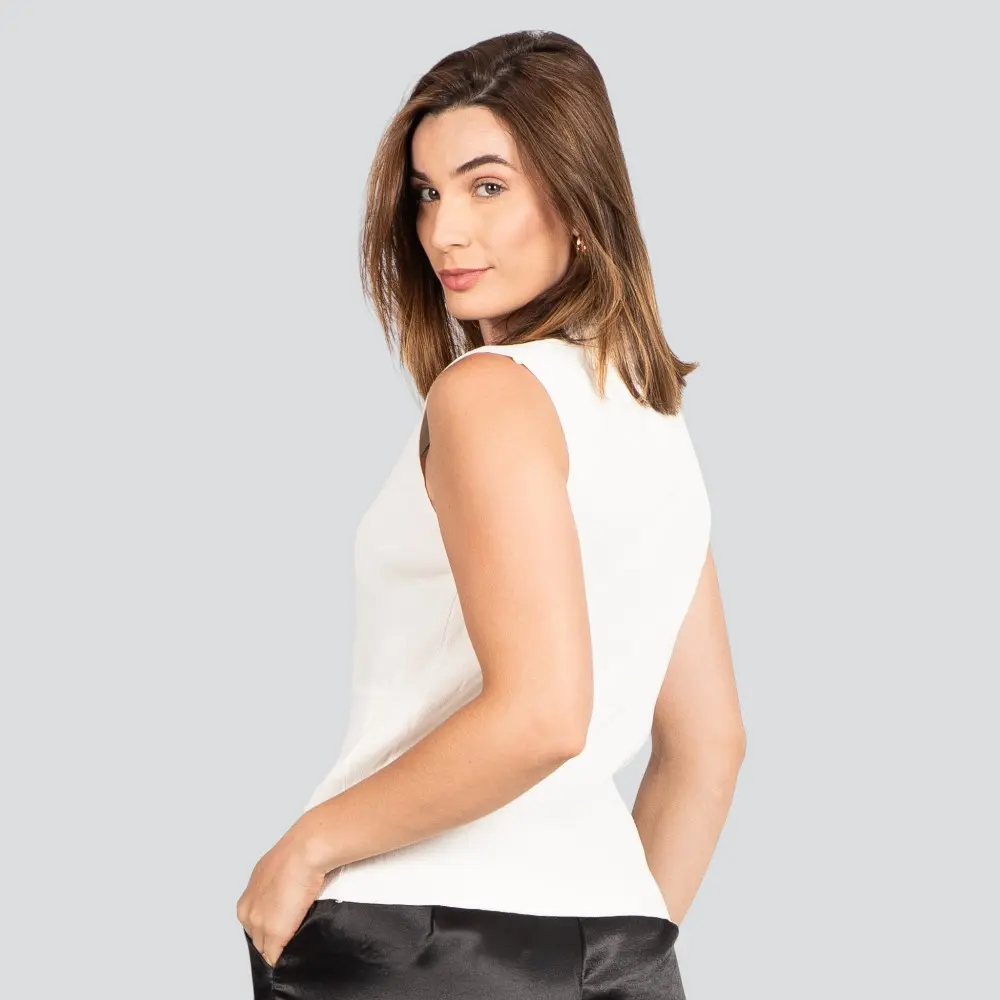 Colete Feminino Tricô Modal com Botões Metalizados .1836