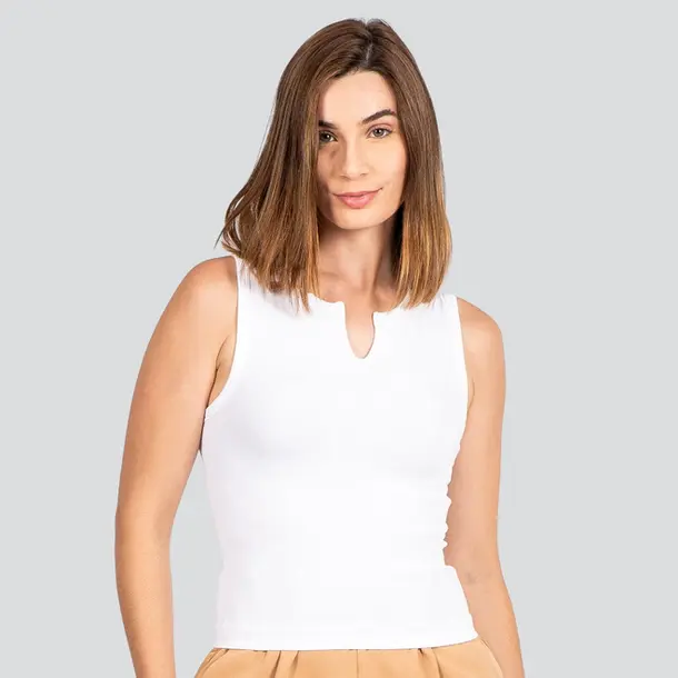 Regata Feminina Alça Larga com Decote V em Poliamida .W034