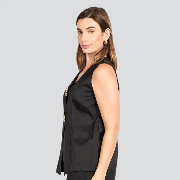 Colete Feminino Alfaiataria com Max Botão .P-662 Preto