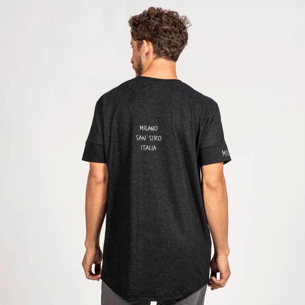 Camiseta Masculina Manga Curta Longline Com Bordado Milano .7040