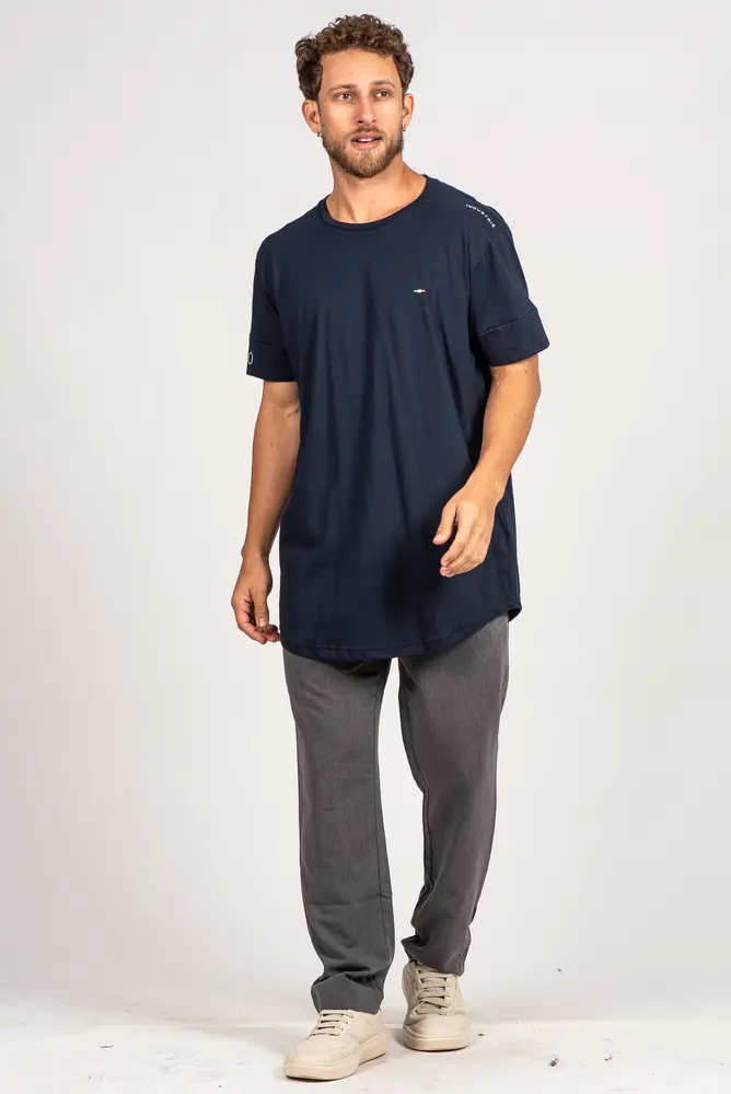 Camiseta Masculina Manga Curta Longline Com Bordado Milano .7040