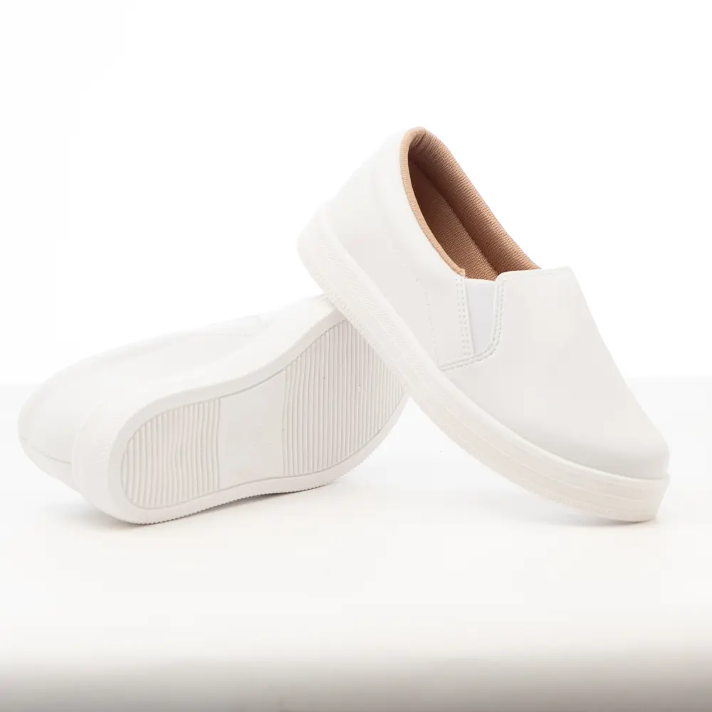 Tênis Slip On Feminino Casual com Solado Branco .4329100