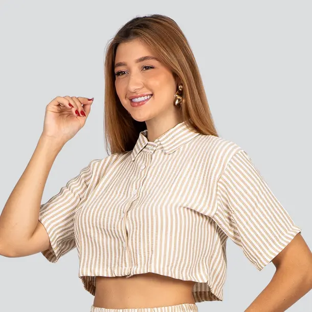 Camisa Cropped Feminina Manga Curta Listrada com Bolso .52223 Bege