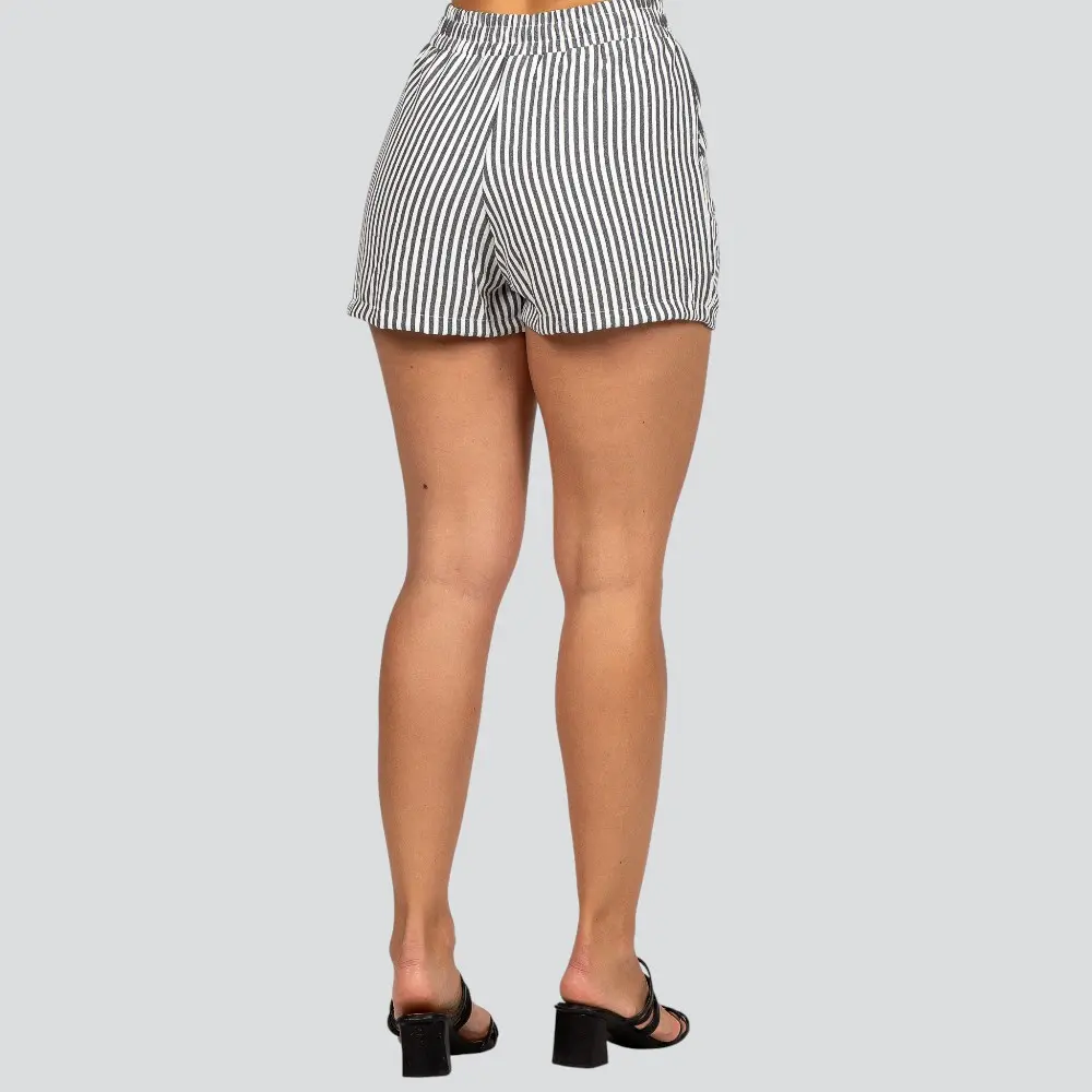 Shorts Feminino com Elástico no Cós e Cordão Listrado .52222