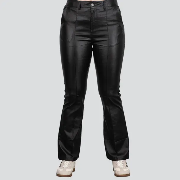 Calça Feminina Resinada Flare Com Pregas .DJ5034 Preto