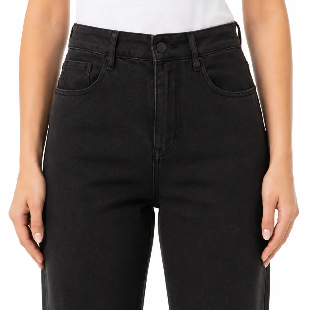 Calça Feminina Jeans Reta Mom Cintura Alta .BK33171
