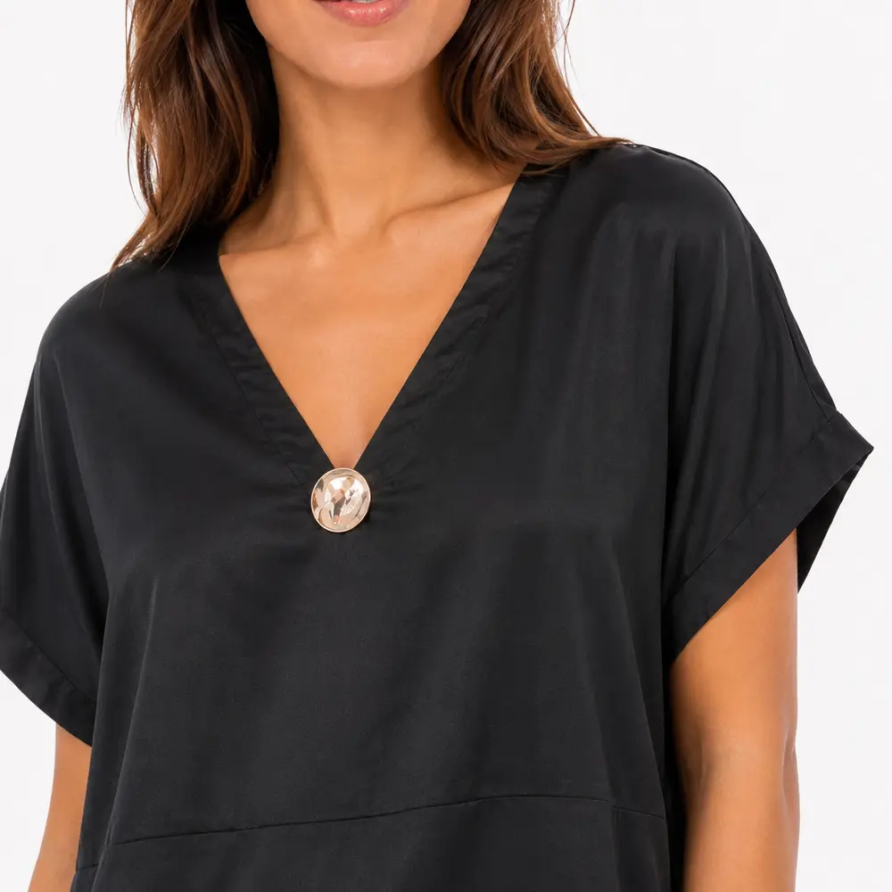 Blusa Feminina Ampla Gola V com Botão .LA3385