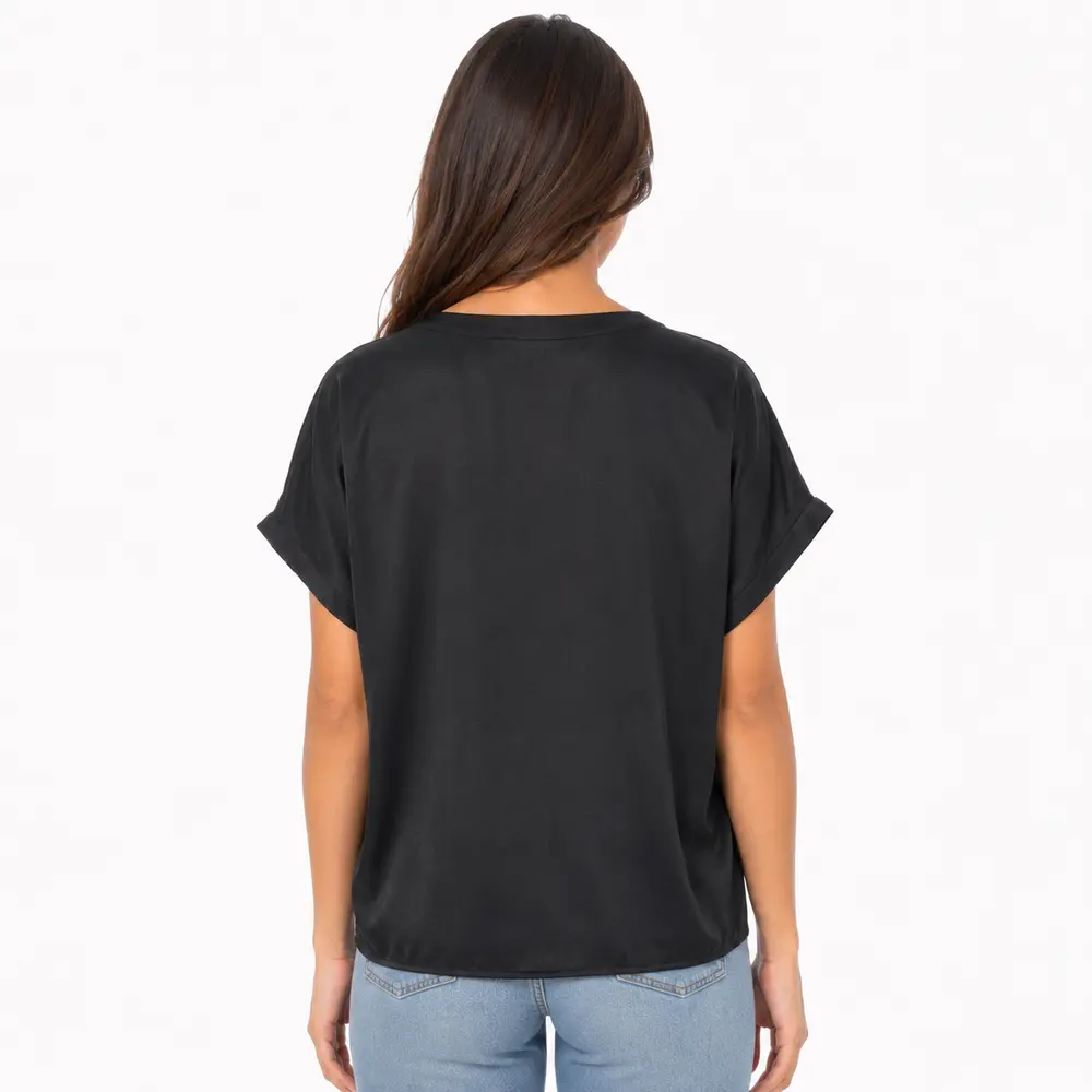 Blusa Feminina Ampla Gola V com Botão .LA3385