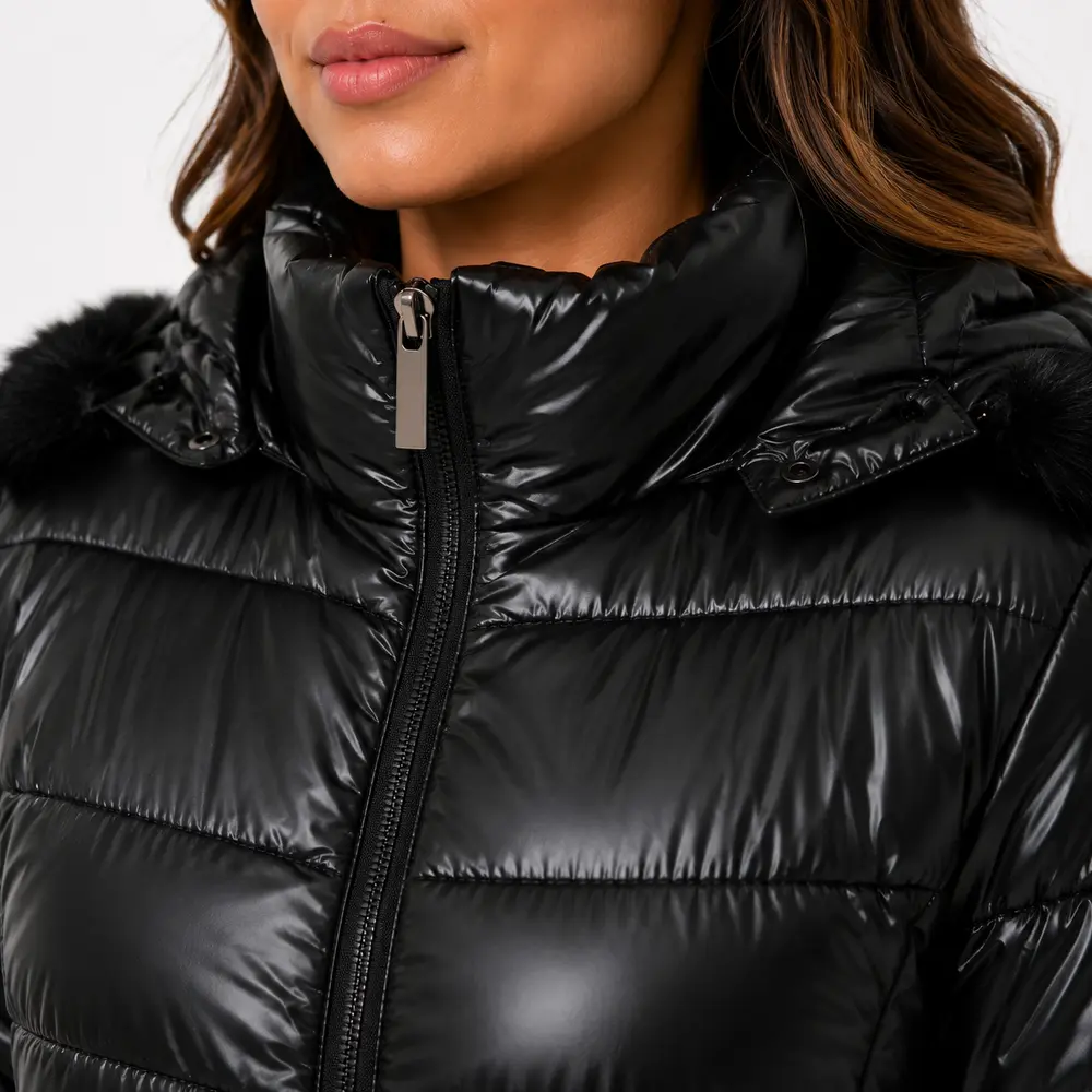 Jaqueta Feminina Nylon Alongada com Capuz .26090012