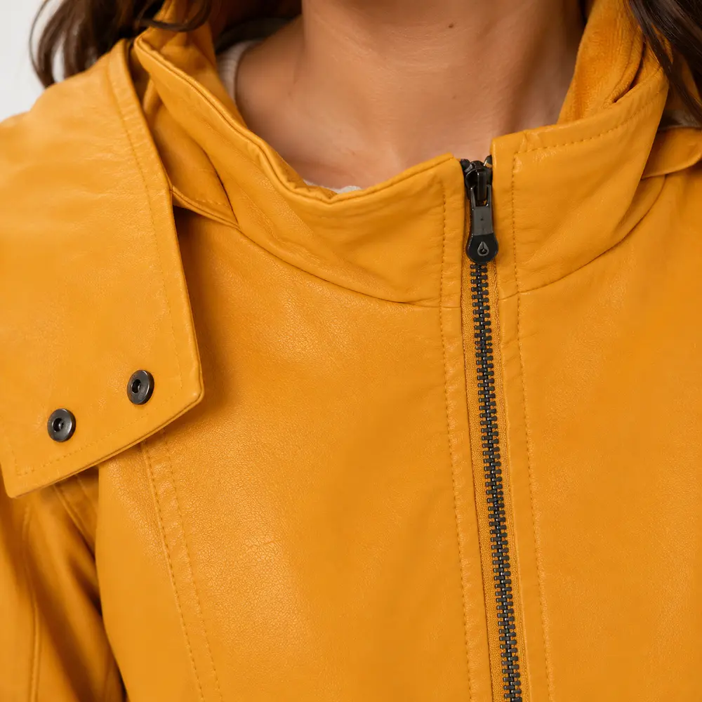 Jaqueta Feminina Parka PU com Cinto .26060020